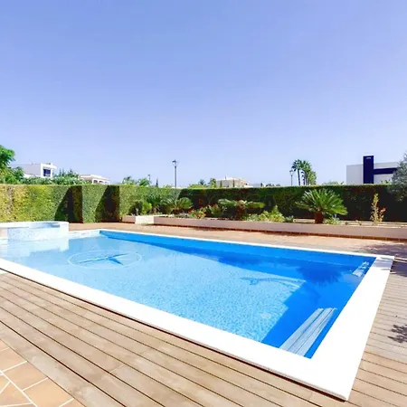 Elegant Summer Family Spacious House 度假居 拉哥斯