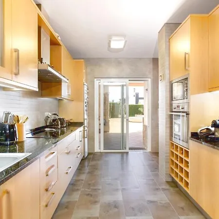 Elegant Summer Family Spacious House *