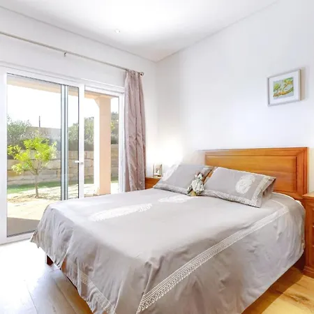 度假居 Elegant Summer Family Spacious House *